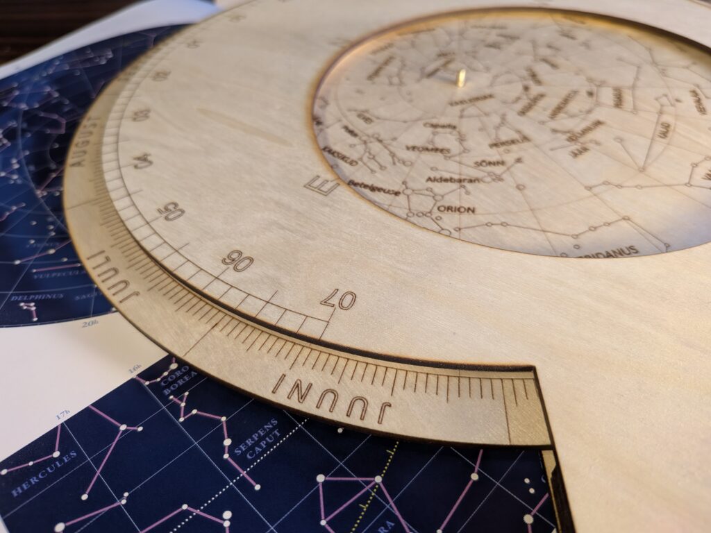 Pööratav taevakaart - planisfäär